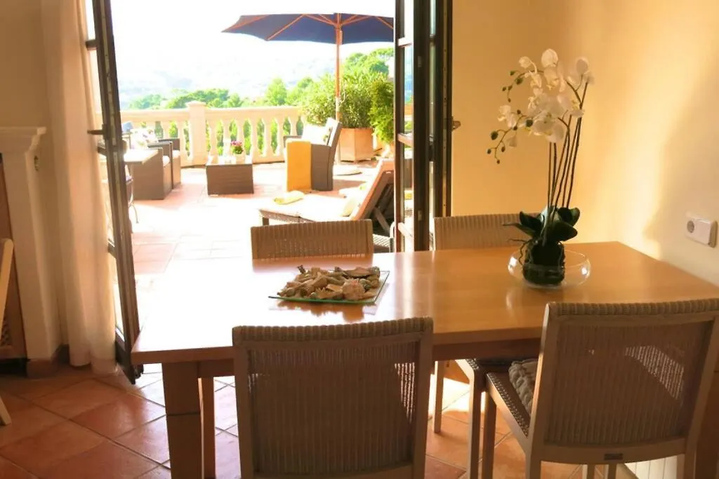 Apartamento En El Puerto De Soller Con Gran Terraza Privada Y Vistas Al Mar. Piscina Comunitaria. Localizado En Un Zona Tranquila Y Muy Soleada. Wifi Gratis Disponible. Parking. 0*, Puerto de Sóller 스페인